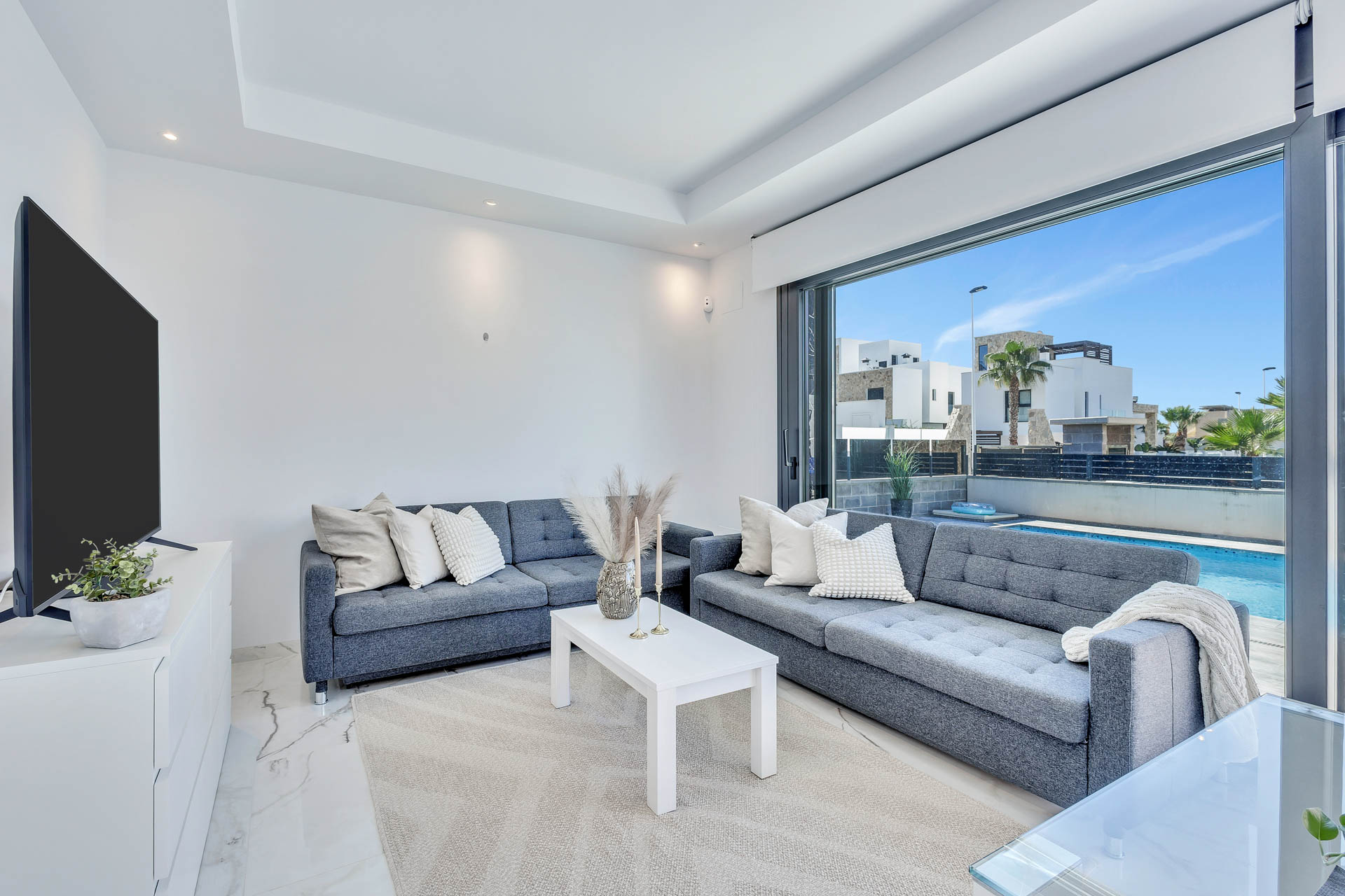 Fotografía inmobiliaria de interior moderno y luminoso